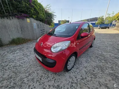 Usado Citroën C1 54 CV (39 kW) 2008 Rojo Utilitario