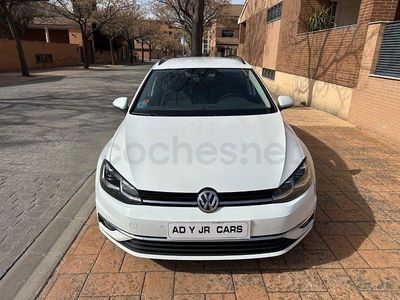 Usado VW Golf VII Sportline 115 CV (84 kW) 2020 Blanco Familiar