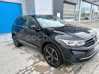 Negro Usado 2022 VW Tiguan Life SUV | 26.600 € (Super precio)