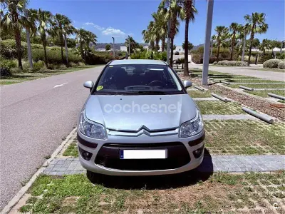 Usado Citroën C4 92 CV (67 kW) 2009 Gris / plata Berlina