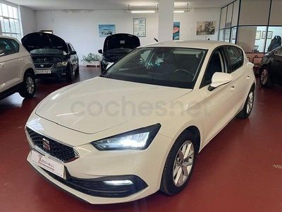 Usado Seat Leon Style 115 CV (84 kW) 2022 Blanco Berlina