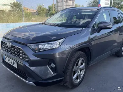 Usado Toyota RAV4 Hybrid Advance 222 CV (163 kW) 2019 Gris / plata SUV