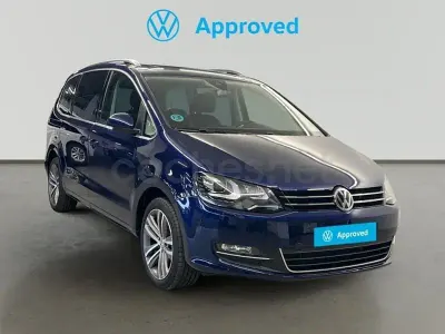 Usado VW Sharan Sportline 150 CV (110 kW) 2021 Azul Monovolumen