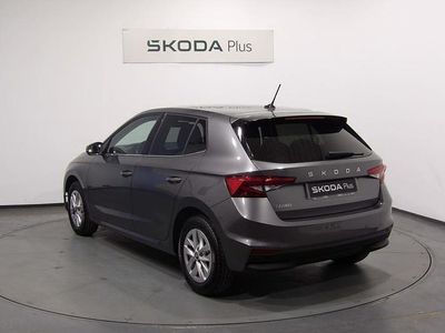 Usado Skoda Fabia Selection 95 CV (69 kW) 2025 Gris Utilitario