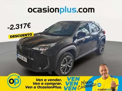 Usado Toyota Yaris Cross Style 116 CV (85 kW) 2024 Negro SUV