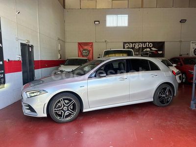 Usado Mercedes A250 218 CV (160 kW) 2021 Gris / plata Berlina