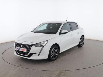 Usado Peugeot 208 Allure 101 CV (74 kW) 2019 Blanco Utilitario