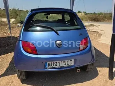 Usado Ford Ka 60 CV (44 kW) 2000 Azul Utilitario