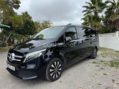 Mercedes V220