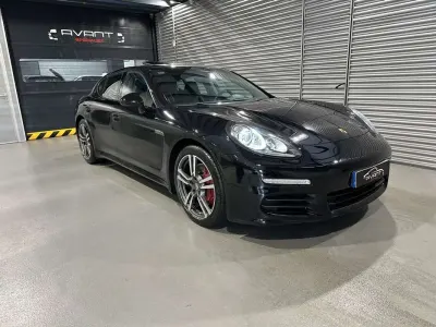 Usado Porsche Panamera Edition 300 CV (220 kW) 2015 Negro Utilitario