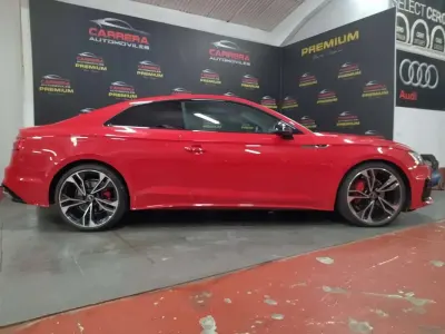 Usado Audi A5 204 CV (150 kW) 2022 Rojo Coupe