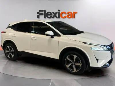 Usado Nissan Qashqai N-Connecta 158 CV (116 kW) 2023 Blanco SUV