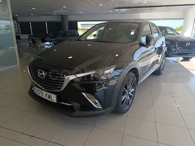 Usado Mazda CX-3 Luxury 120 CV (88 kW) 2018 Negro SUV
