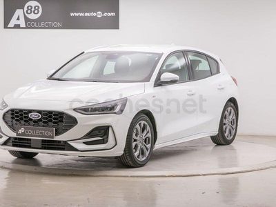 Usado Ford Focus ST-Line 125 CV (91 kW) 2023 Blanco Berlina
