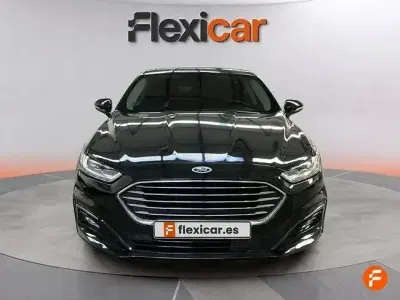 Gebraucht Ford Mondeo Titanium 165 PS (121 kW) 2019 Schwarz Limousine