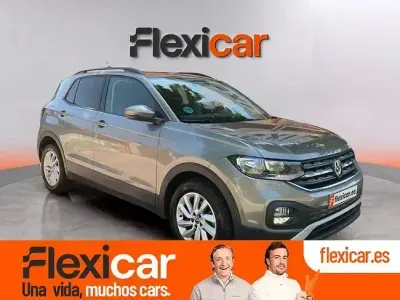 Usado VW T-Cross Advance 110 CV (80 kW) 2021 Gris SUV
