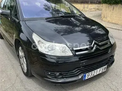Używany Citroën C4 VTR Sport 110 KM (80 kW) 2006 Czarny Sedan/Limuzyna