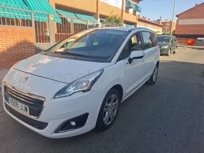 Usado Peugeot 5008