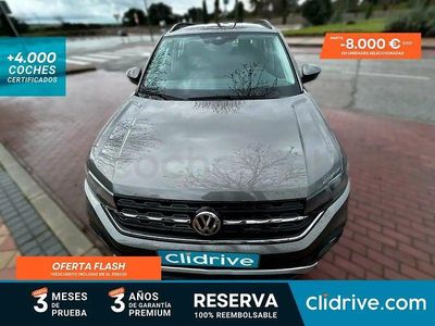 Usado VW T-Cross Advance 95 CV (69 kW) 2020 Gris / plata SUV