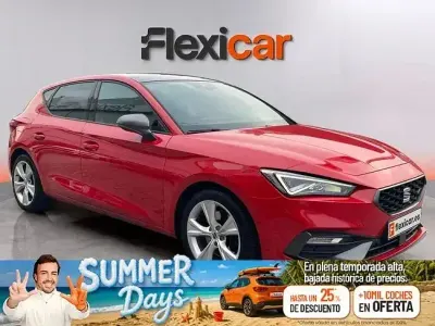 Usado Seat Leon FR 150 CV (110 kW) 2022 Rojo Berlina