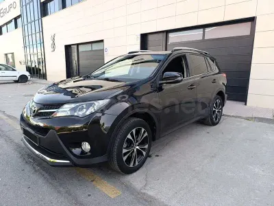 Usado Toyota RAV4 Advance 124 CV (91 kW) 2015 Marrón SUV