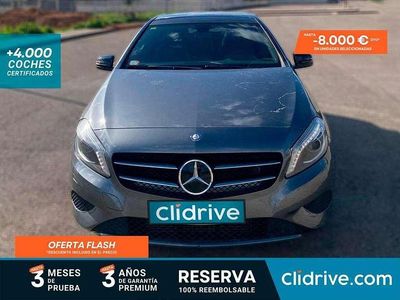 Usado Mercedes A180 Style 109 CV (80 kW) 2014 Gris Berlina