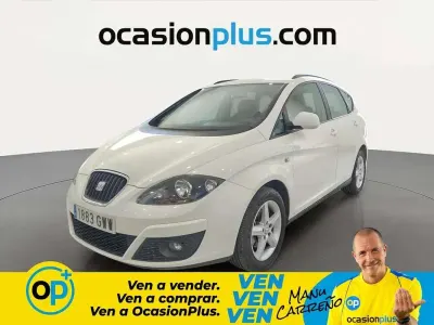 Usado Seat Altea XL Reference 105 CV (77 kW) 2010 Blanco Monovolumen