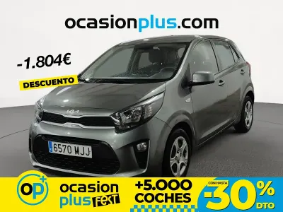 Usado Kia Picanto 67 CV (49 kW) 2023 Gris Utilitario