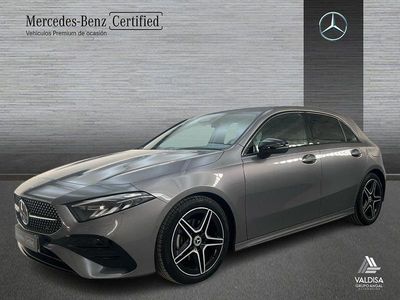 Gris montaña Usado 2025 Mercedes A200 AMG line Berlina | 37.200 € (Precio justo)
