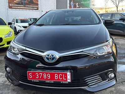 Usado Toyota Auris Hybrid 136 CV (100 kW) 2017 Negro