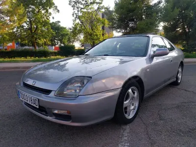 Usado Honda Prelude 134 CV (98 kW) 1999 Gris / plata Coupe