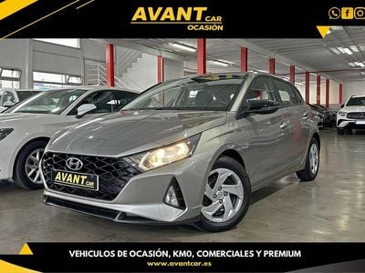 Usado Hyundai i20 100 CV (73 kW) 2023 Beige Utilitario