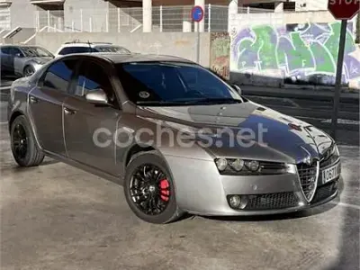 Usado Alfa Romeo 159 Distinctive 120 CV (88 kW) 2008 Gris / plata Berlina