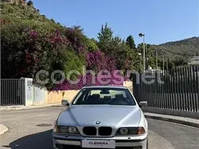 Usado BMW 525 163 CV (119 kW) 2000 Gris / plata Berlina