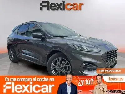 Usado Ford Kuga ST-Line 120 CV (88 kW) 2024 Gris / plata SUV