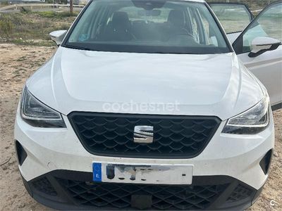 Usado Seat Arona Style 110 CV (80 kW) 2022 Blanco SUV