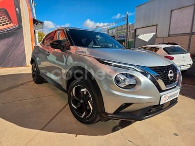 Gris / plata Usado 2023 Nissan Juke N-Connecta SUV | 18.450 € (Un poco caro)