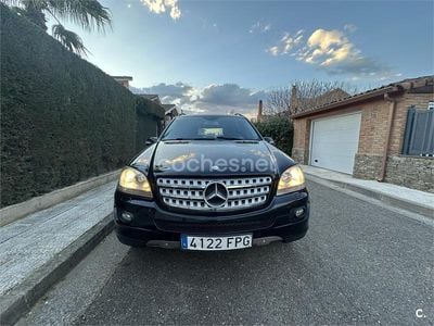 Usado Mercedes ML320 224 CV (164 kW) 2007 Negro SUV
