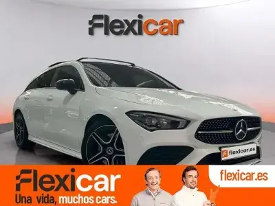 Usado Mercedes CLA200 Shooting Brake 163 CV (119 kW) 2020 Blanco Familiar