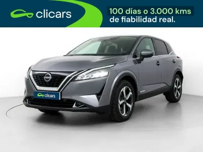 Usado Nissan Qashqai N-Connecta 190 CV (139 kW) 2023 Gris / plata SUV