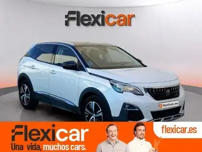 Usado Peugeot 3008 Allure 130 CV (95 kW) 2019 Blanco SUV