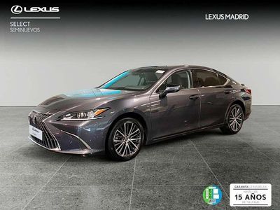 Negro Usado 2025 Lexus ES300 Luxury Line Berlina | 62.995 €