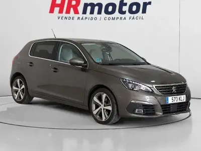 Usado Peugeot 308 Allure 130 CV (95 kW) 2018