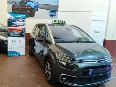 Usado Citroën C4 Feel 120 CV (88 kW) 2017 Gris Utilitario