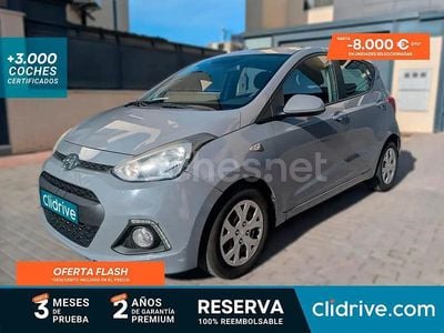 Gris / plata Usado 2015 Hyundai i10 Utilitario | 6290 € (Precio justo)