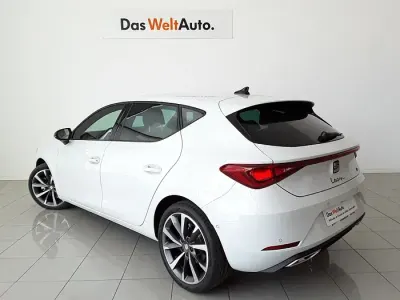 Nuevo Seat Leon FR 150 CV (110 kW) 2026 Blanco