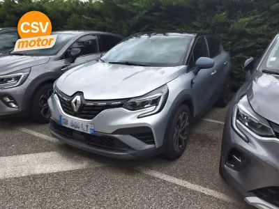 Usado Renault Captur RS Line 160 CV (117 kW) 2022 Gris SUV