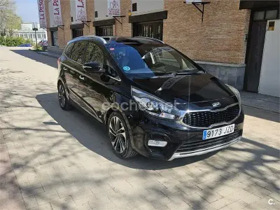 Usado Kia Carens 141 CV (103 kW) 2017 Negro Monovolumen