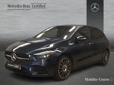 Usado Mercedes B250 160 CV (117 kW) 2021 Azul denim Utilitario
