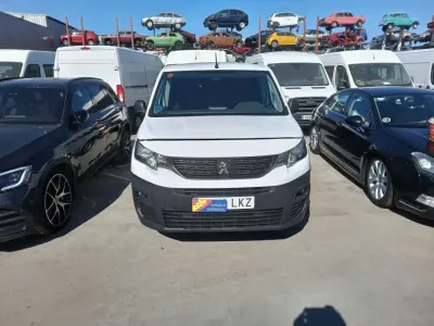 Usado Peugeot Partner S 99 CV (72 kW) 2020 Blanco Monovolumen